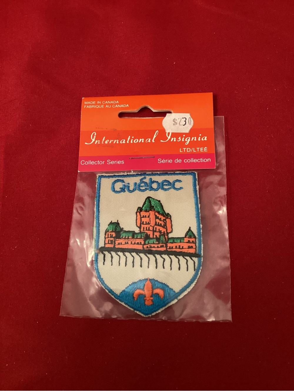 International Insignia Québec Embroidered Patch